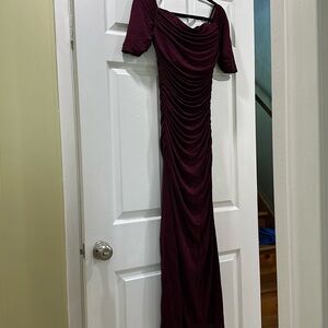 Beautiful gown never used not tag